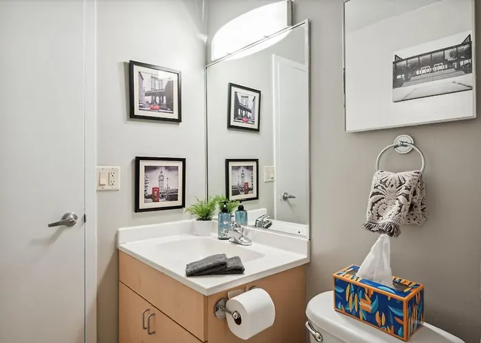 Downtown Views, Mich Ave, Museums 2bd- 2ba #10 * Chicago