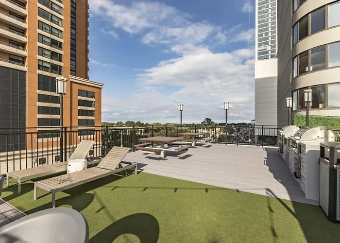 Downtown Views, Mich Ave, Museums 2bd- 2ba #10 * Chicago