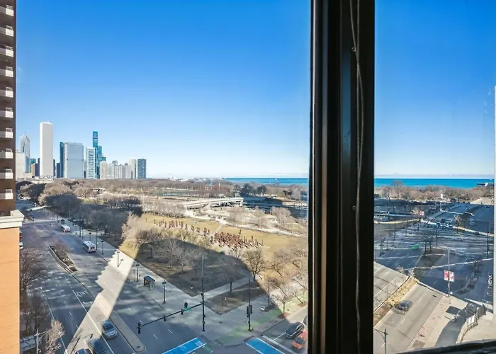 Downtown Views, Mich Ave, Museums 2bd- 2ba #10 Hébergement de vacances Chicago